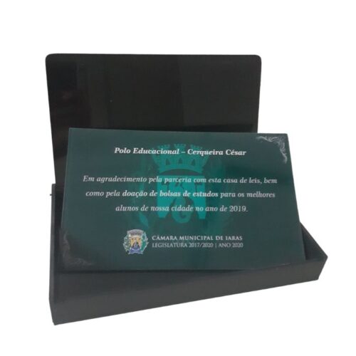 Caixa homenagem em acrílico personalizada