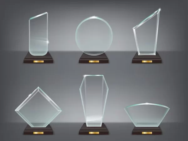 Troféu em acrílico com base diversos modelos